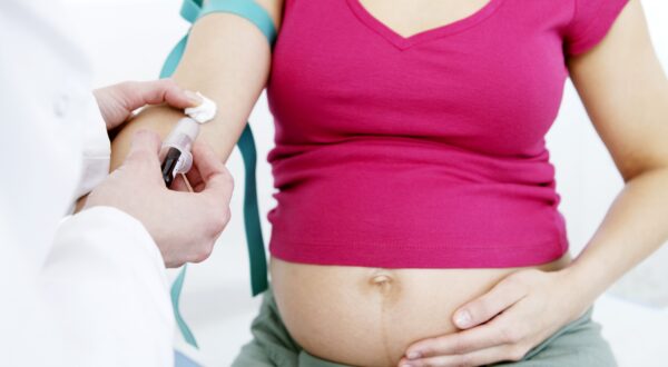 ¿Cuándo hacer análisis de sangre en el embarazo?