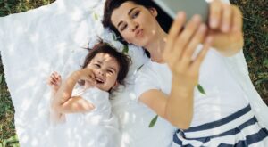 Las ventajas de ser madre joven