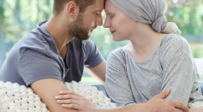 ¡Alerta a las millennials! El cáncer en jóvenes aumenta un 79% en 30 años. Descubre las causas y cómo prevenirlo