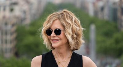 Meg Ryan conquista Barcelona y sorprende con looks elegantes y favorecedores a sus 62 años