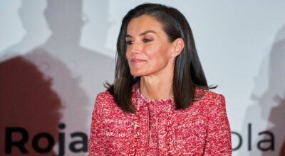 Letizia: Elegancia ‘low cost’ y zapatillas para un día solidario en Oviedo