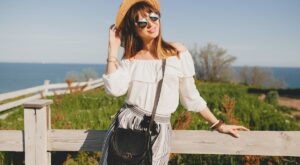 Bardot: El escote que vuelve a conquistar cada verano