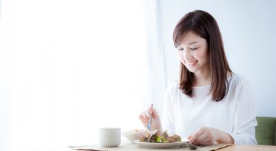 ‘Mindful Eating’: descubre una nueva forma de disfrutar de la comida con atención plena