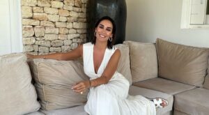 Lidl agotará el vestido blanco ibicenco que amarán las pijas en verano por 14,99 euros: elegante, cómodo y no marca