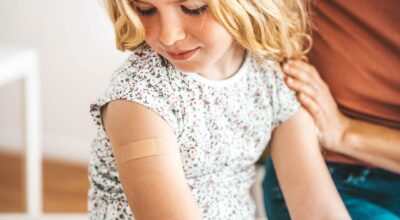 La Asociación Española de Pediatría lo confirma: la vacuna contra la gripe debe ser hasta los 18 años