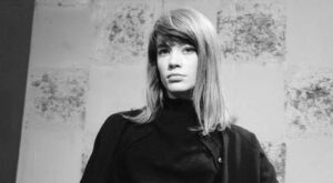 Françoise Hardy, cómo decirte adiós: 5 fotos que capturan el estilo francés, chic y natural de la musa de los años 70