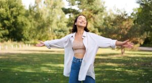 Las buenas personas tienen en común estos 6 rasgos que hacen felices a los demás y a sí mismos, según los expertos