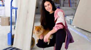 ¿Qué puedes hacer en el día a día para fortalecer los glúteos? Una entrenadora desvela los mejores trucos