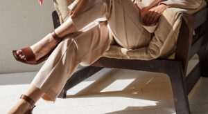 3 pantalones que no se llevarán en otoño de 2024 y 3 que sí según las nuevas colecciones