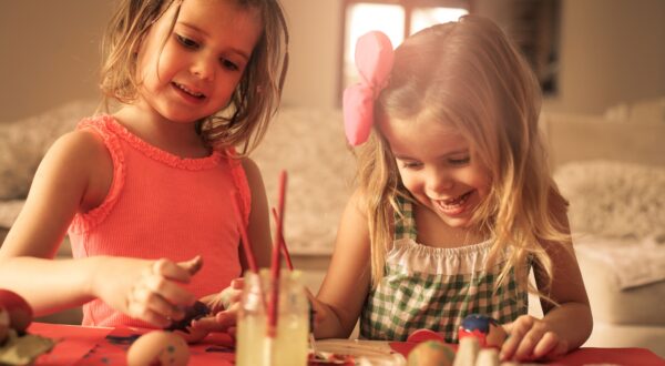 Tiger agotará las 5 manualidades de Halloween más ingeniosas y divertidas para hacer con los más peques en casa desde 3€