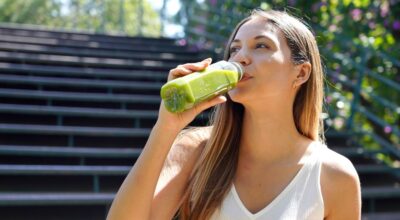 Una dietista desvela las 6 bebidas matutinas más efectivas para quemar grasa abdominal rápido