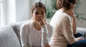 ¡Cuidado! 15 frases que usan las personas manipuladoras para controlarte y cómo identificarlas