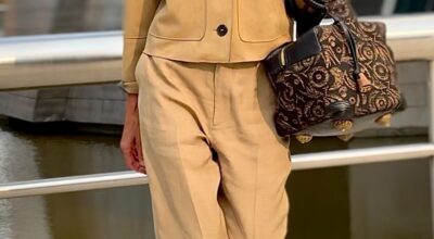 Parfois agotará los pantalones blancos con tachuelas que mejor sientan después de los 50: elegantes y en tendencia