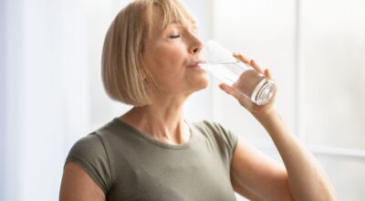 Soy uróloga y este es el momento perfecto del día para beber agua