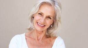 Zara agotará el bálsamo de labios que reacciona con el pH de la piel por 10,95 euros y ofrece un resultado muy natural