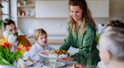 Soy nutricionista y esta es la cena rica en proteínas que preparo para bajar de peso sin sacrificar el placer de comer