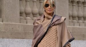 10 jerséis largos de invierno para vestir elegante con leggings o palazzo a partir de los 50: calentitos desde 27 euros