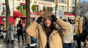 Colas en Stradivarius por los 10 abrigos rebajados, elegantes y para todos los gustos desde 19,99 euros