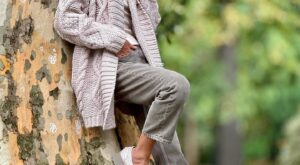 Lidl rebaja los 3 cárdigans de punto largos y elegantes para llevar con vaqueros en invierno por menos de 5 euros