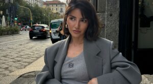 Adiós al corte bob desfilado: el «broom bob» es el corte de media melena en tendencia para la primavera 2025