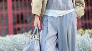 Parfois se adelanta a la primavera con las 5 parkas elegantes y juveniles que las mujeres de 50 más estilosas amarán