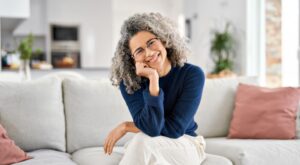 El truco danés para reducir el estrés y ser más feliz en casa sin gastar una fortuna