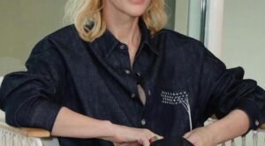 Adiós al corte bob a capas: el ‘midi flick’ es la tendencia que resta 10 años después de los 50, según un experto