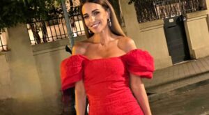 3 aciertos del look rojo de invitada de Paula Echevarría que una estilista recomienda (con clon en El Corte Inglés)