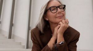 «Riviera Bob»: así es el corte de pelo con efecto antiedad que mejor sienta después de los 50 (y no requiere esfuerzo)