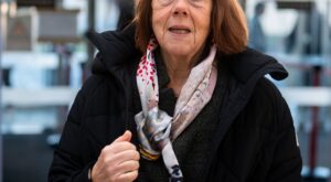 Gisèle Pélicot condecorada con la Legión de Honor de Francia junto a Pharrell Williams y Éric Dupond-Moretti