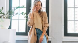 Aldi triunfa con el cárdigan de punto que resalta el bronceado y combina con todo por 7,99€: elegante y en 3 colores