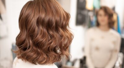 Corte ‘bob’ boho: la tendencia de peinado ideal para mujeres de 50 que desean rejuvenecer su look esta temporada