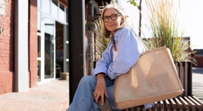 El “bell-bottom bob”, el corte de media melena que rejuvenece después de los 50 y será tendencia este otoño