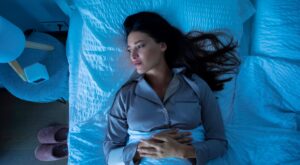 Tus despertares entre las 3 y las 5 de la mañana no son algo casual: este es realmente su significado