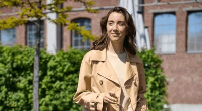 No la queremos, la necesitamos: la gabardina de Aldi que ha llegado hoy por 16,99 € y es la mejor aliada del entretiempo