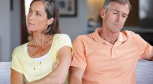 Después de 15 años de matrimonio, esta pareja descubrió la solución fácil (pero efectiva) para reavivar la pasión