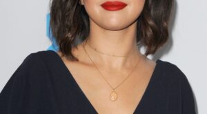 Adiós al pelo corto: el ‘ripped bob’, es la media melena que rejuvenece el rostro y aporta volumen después de los 50