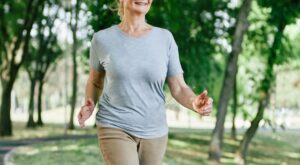 Olvídate de correr: este deporte suave y efectivo quema calorías y refuerza la capacidad respiratoria sin cansarte