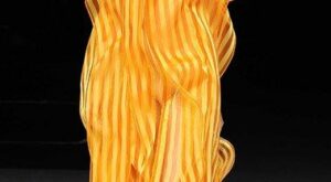 Issey Miyake presenta su nueva colección en la Fashion-week de Paris