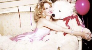 Kylie Minogue, fiel a Tous