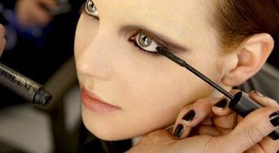 Clases particulares con los maquilladores de Giorgio Armani