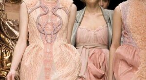 London Fashion Week 2010: Bora Aksu