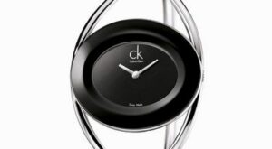 Viste tu muñeca de sensualidad