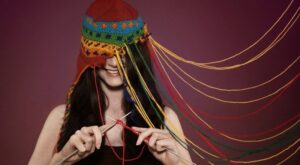 La calle Serrano se viste de lana