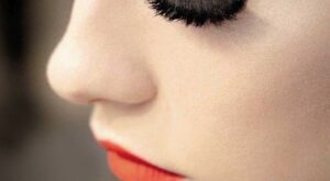 Últimas tendencias en pestañas: mirada Betty Boop