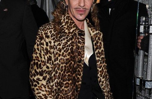 ¿Galliano nuevo diseñador de Zara?