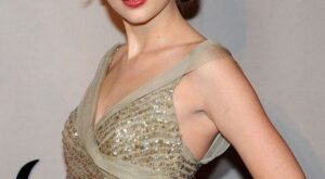 Taylor Swift y Amanda Seyfried serán hermanas en la ficción