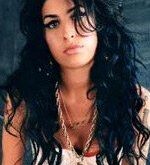 Amy Winehouse tiene nuevo novio