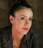 Alyssa Milano prometida