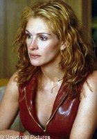 Doble trabajo para Julia Roberts